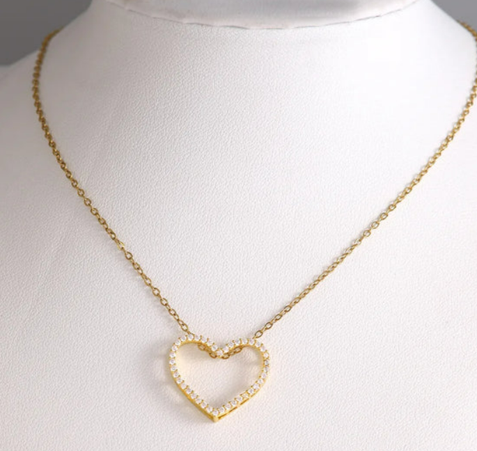 Dainty 18K Plated Necklace with Zirconia Heart Pendant