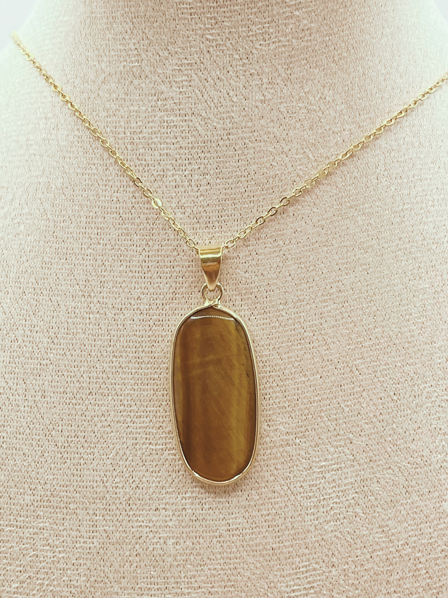Oblong Crystal Necklace